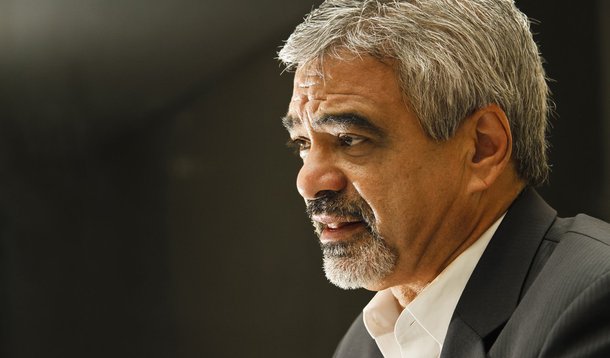 Humberto exalta “cara própria” de Dilma