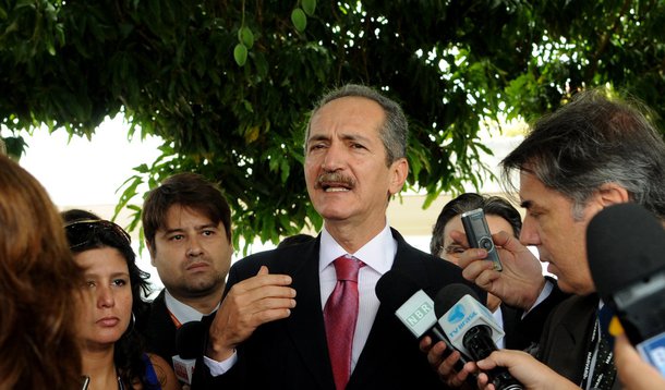 Aldo Rebelo aceita convite para assumir o Esporte