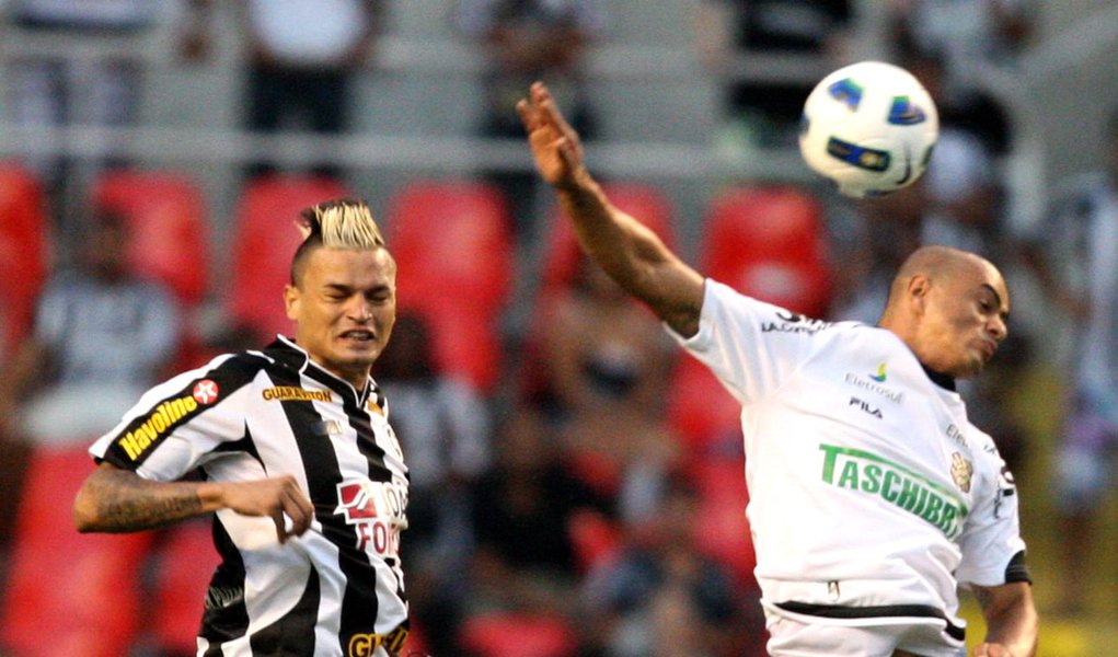 Botafogo perde de 1 a 0 para o Figueirense