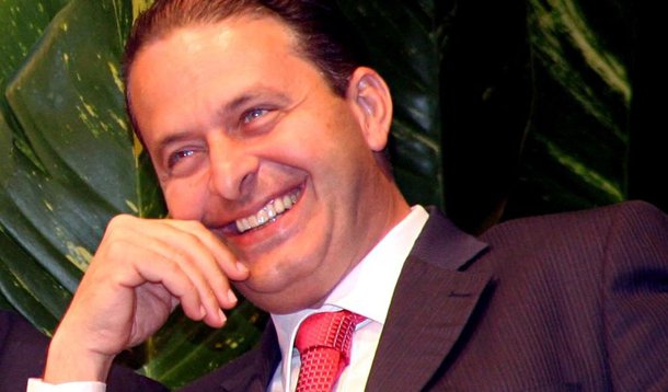 Campos é apontado o melhor governador do País