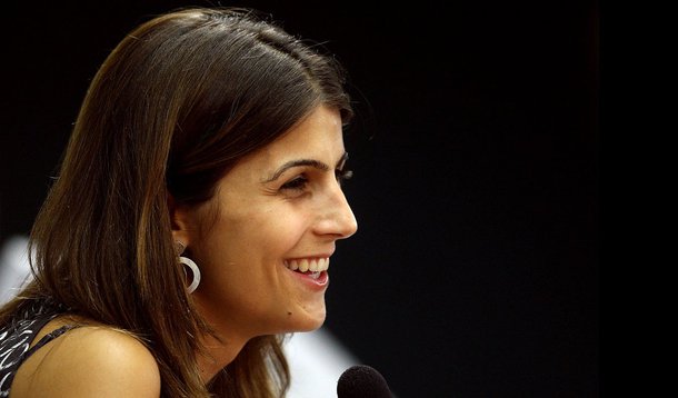 Manuela é a prova de que o PT não sabe dividir