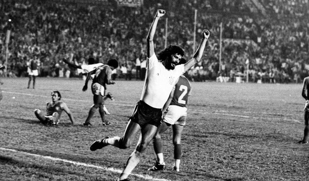 Um dia de luto e glória para o Corinthians