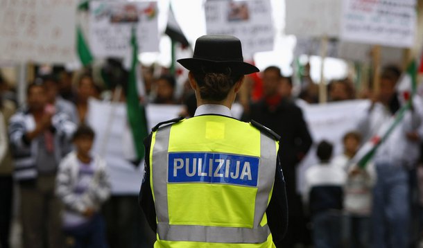 Repressão na Síria mata mais 140 em dois dias