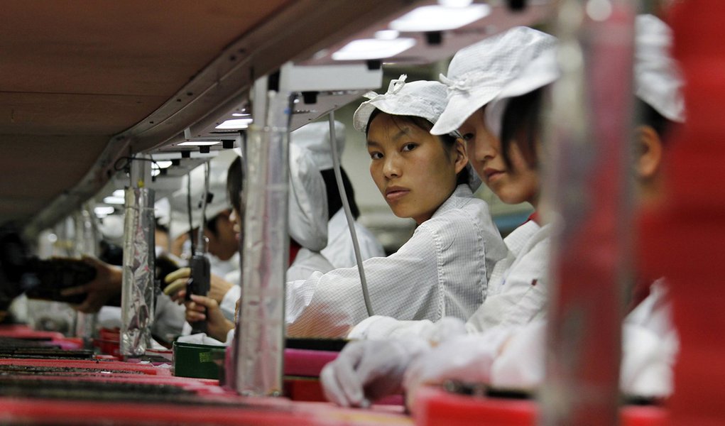 Foxconn anuncia mais cinco fábricas no Brasil