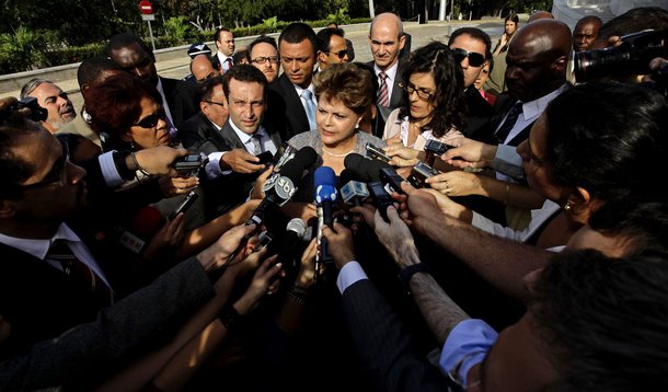 Dilma vê Fidel em Cuba