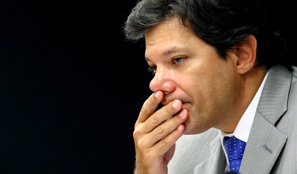 Solidão de Haddad no PT e em SP sem solução à vista