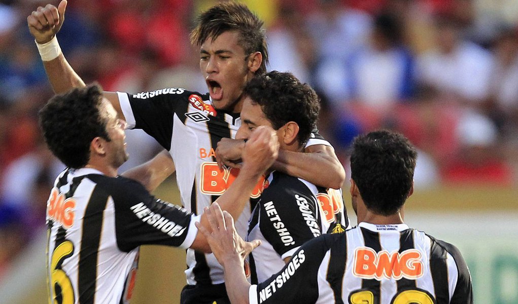 Santos goleia fora de casa e embola Grupo 1 da Libertadores