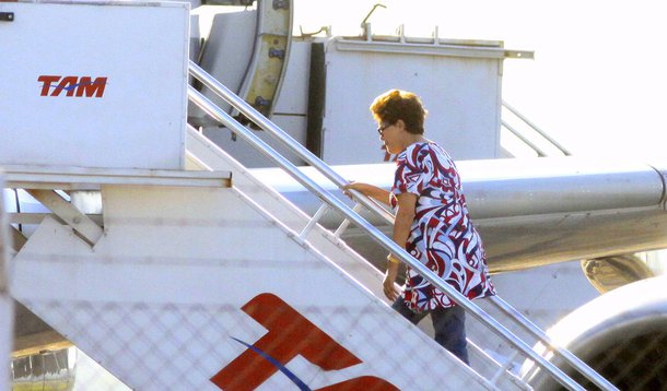 Dilma passa o carnaval na Bahia, mas longe da folia