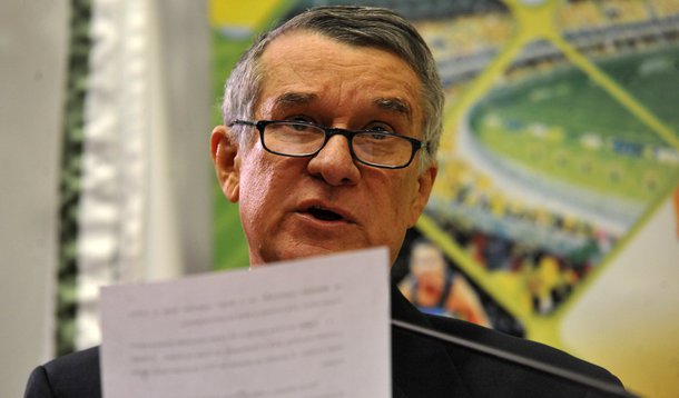 Candidatura Campelo abre conflito de interesses