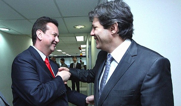Marcado tricô entre Kassab e Haddad