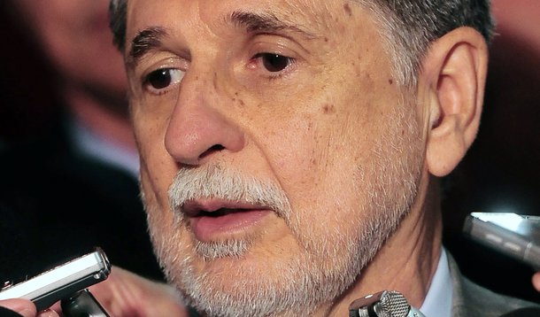 Amorim diz que compra dos caças deve sair neste semestre