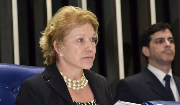 Por Haddad, PT mantém Marta na vice do Senado