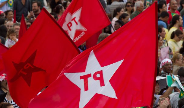 No aniversário de 32 anos, só se fala no PT