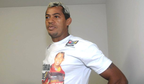 Caso Marcelinho Paraíba: pólvora é detectada na mão do delegado