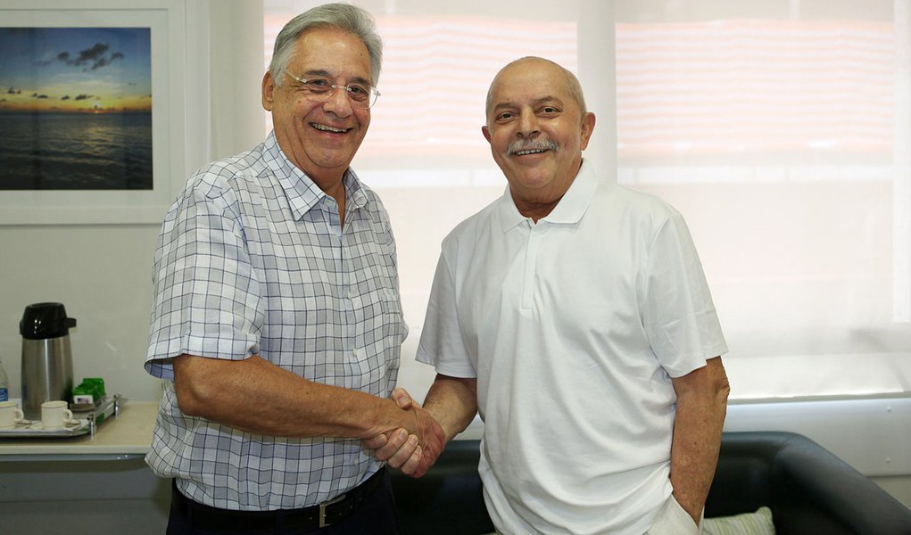 Saúde reaproxima Lula e Fernando Henrique