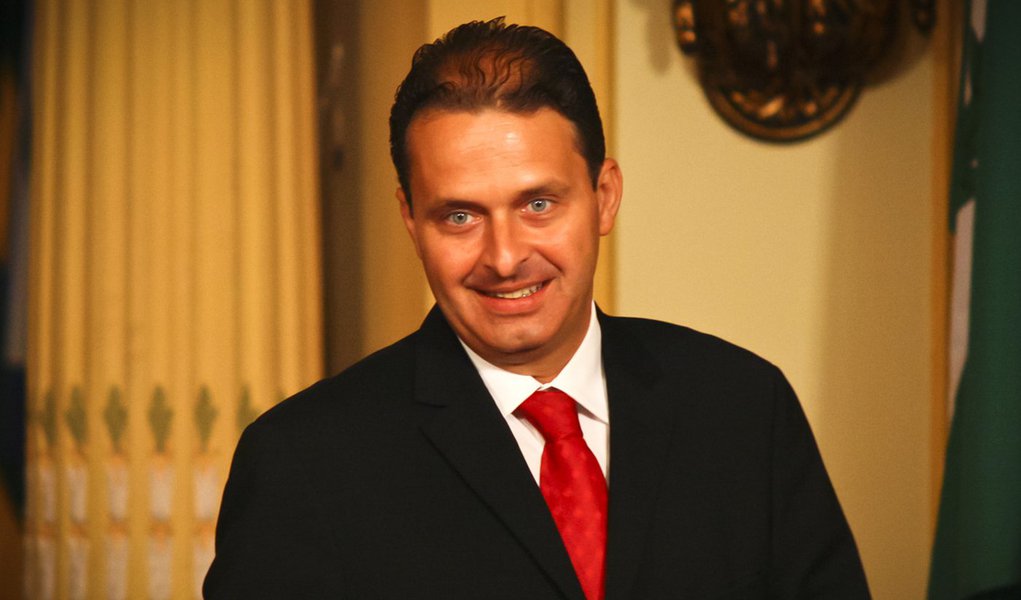 Eduardo apresenta o Pacto pela Vida em Bogotá