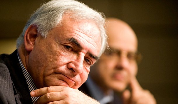 Alunos de Cambridge organizam boicote contra Strauss-Kahn