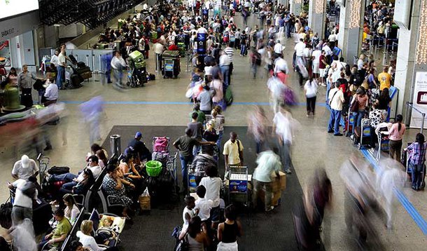 Seis pessoas são presas por furto de malas em Cumbica