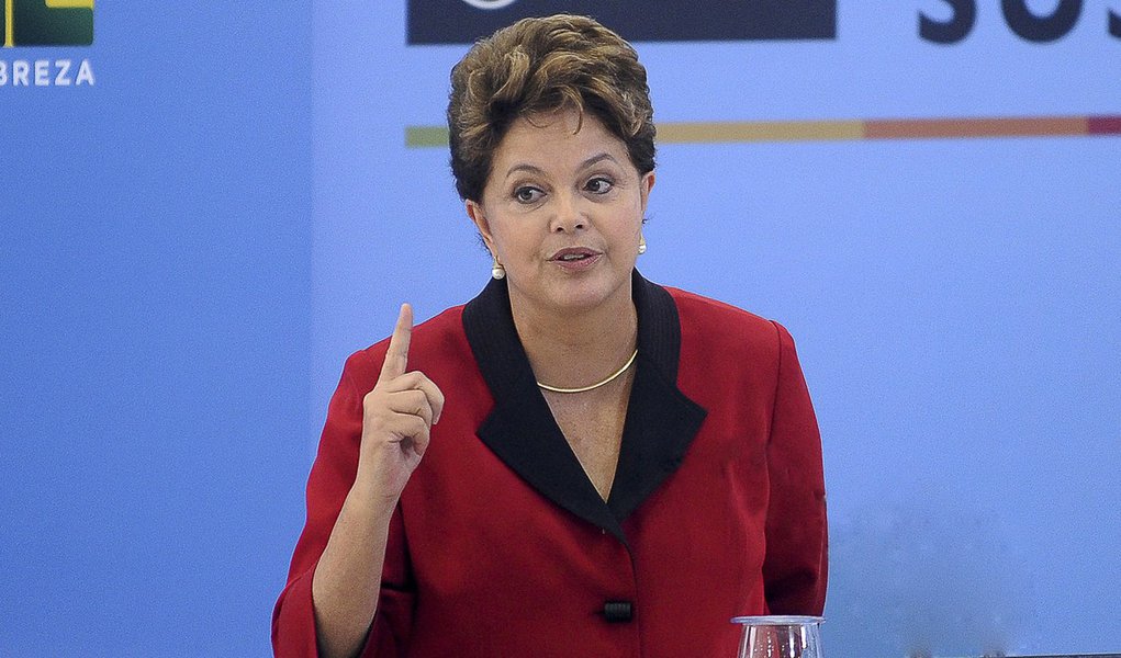 Na reforma, Dilma enquadra partidos
