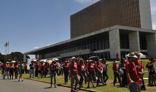 Brasil tem 44 Universidades Federais em greve