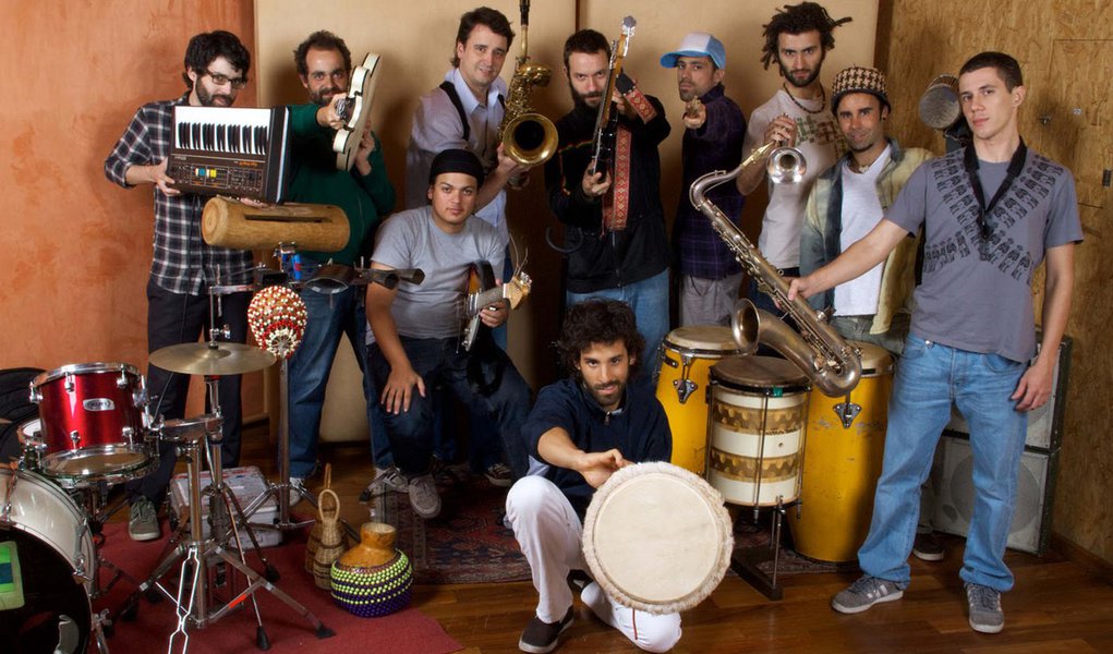 Bixiga 70 faz show no Sesc Santana