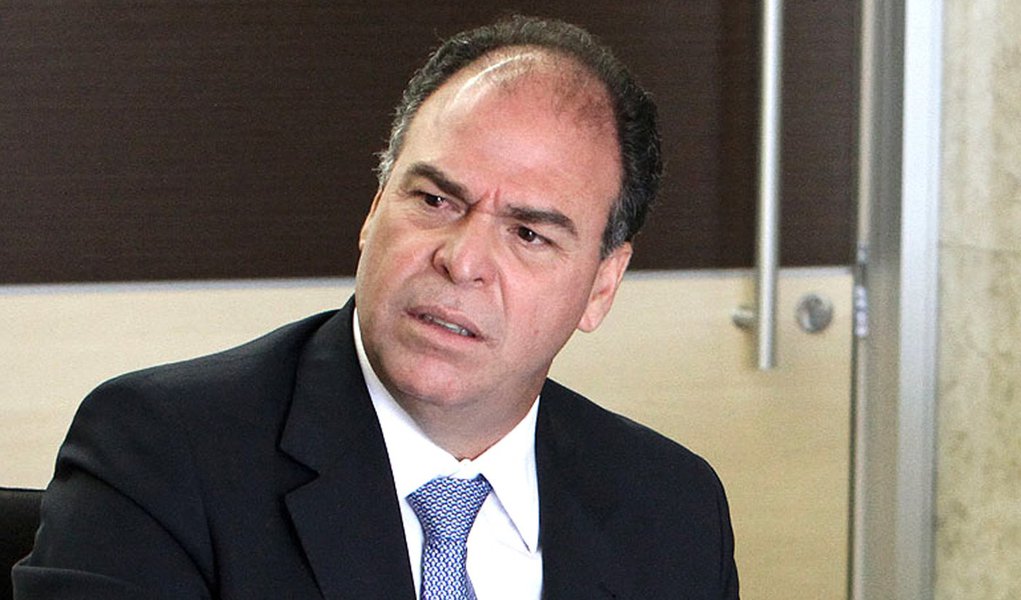 Ministro da Integração visita o Cabo para verificar estragos das chuvas