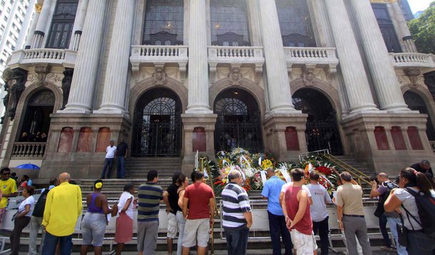 Parte das cinzas de Chico Anysio será levada para Maranguape