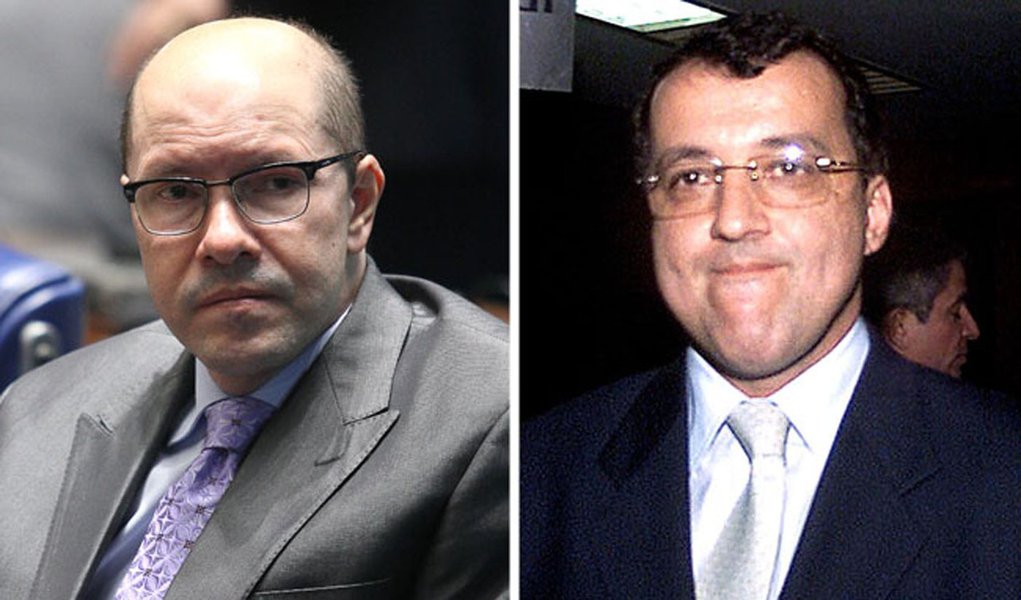 Cachoeira intermediou contato de Demóstenes com banco de paraíso fiscal