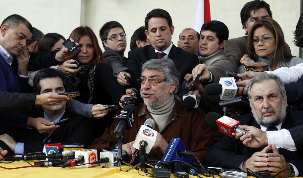 Governo Franco chama gestão paralela de 'piada'