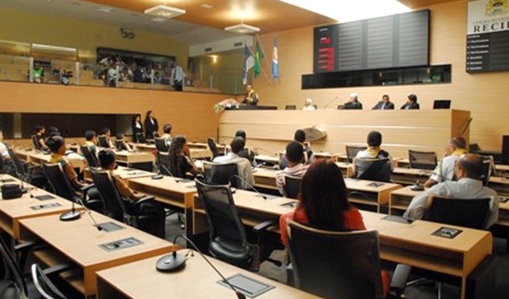  Discussões proporcionais seguem estacionadas 