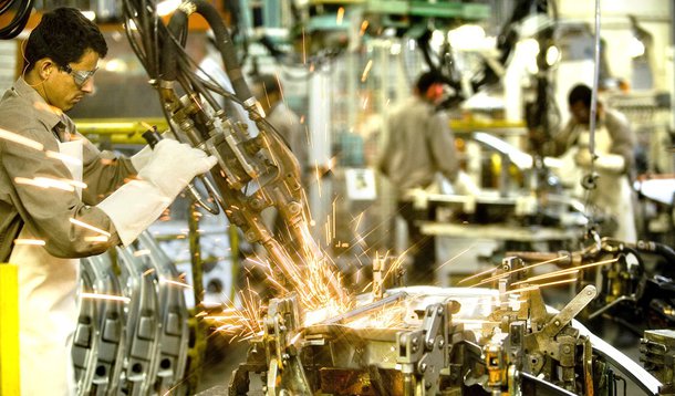 Indústria brasileira registra alta de 1,3%