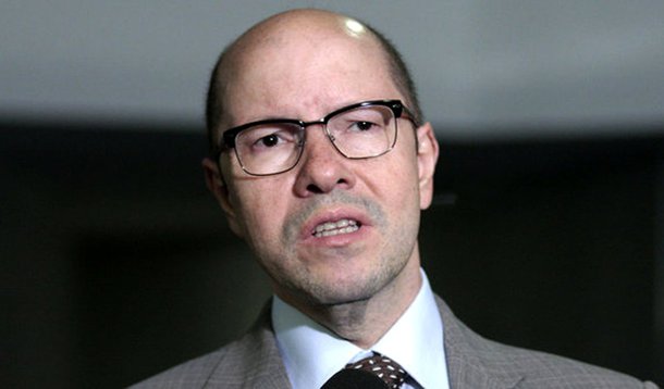 Novas fitas apontam Demóstenes como lobista de Cachoeira