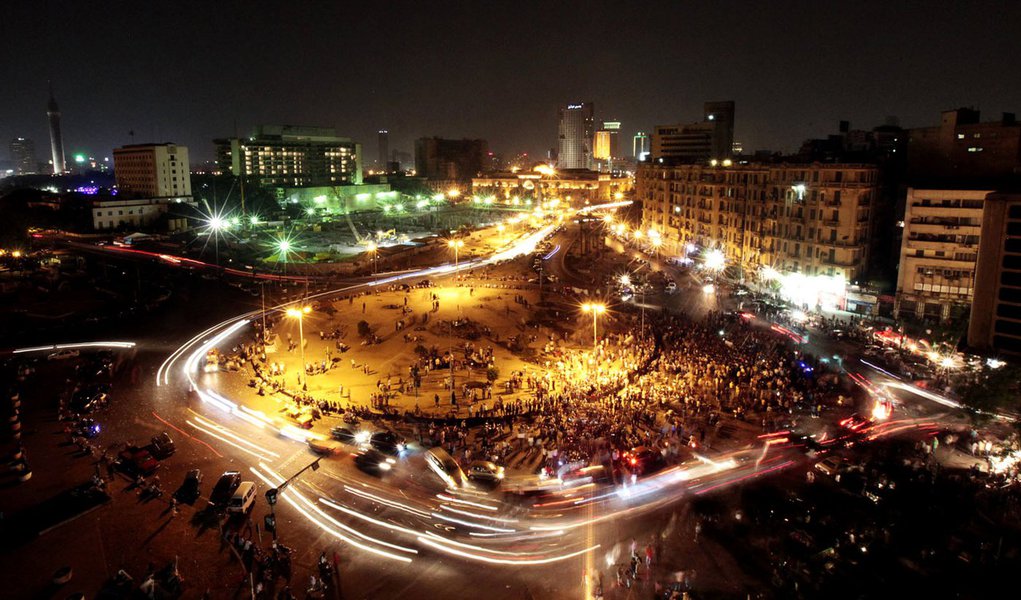Egípcios voltam à praça Tahrir contra resultado das eleições
