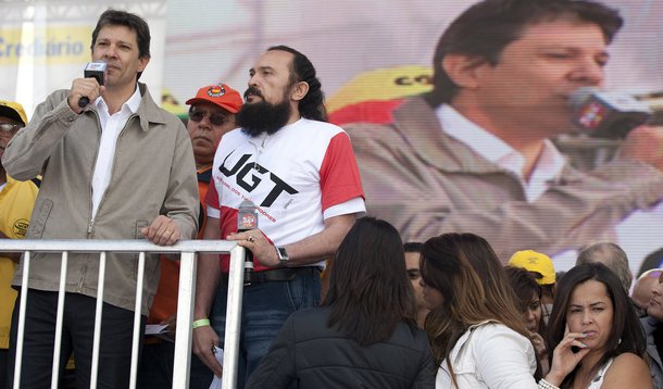Haddad busca votos no 1º de maio em São Paulo