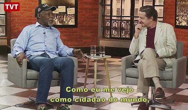 Convidado de Juca Kfouri no programa Entre Vistas desta terça-feira (5), na TVT, o ator e ativista americano Danny Glover abraçou com uma espécie de gratidão a opção do governo Lula de trabalhar relações comerciais e culturais com a África; programa é exibido também pela TV Bahia, Rede Minas e TV Universidade Federal de Goiás