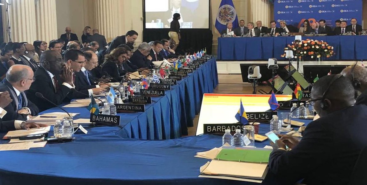 Diante das manobras promovidas pelos Estados Unidos contra a estabilidade do país, o povo venezuelano reivindicará seu direito à soberania, indicou nesta segunda-feira (4) o chanceler da República Bolivariana, Jorge Arreaza