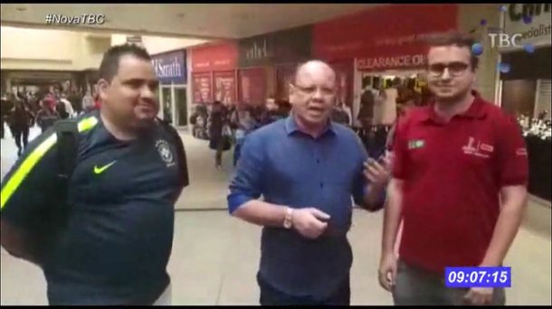 O comentarista esportivo da nova TV Brasil Central (TBC), Cid Ramos, está em Liverpool, na Inglaterra, onde faz a cobertura da preparação da seleção brasileira para a Copa do Mundo 2018; acompanhado do repórter cinematográfico Weuler Gomes, Cid Ramos vai acompanhar o treino da seleção brasileira para penúltimo amistoso antes do início da Copa; o jogo será, neste domingo, contra a Croácia, às 11 horas (horário de Brasília)