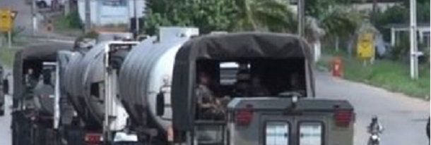 O Governo do Estado informou hoje, no Comunicado Oficial N.º 8 que foi realizado o deslocamento de aproximadamente 40 caminhões-tanque, para abastecer os postos de gasolina e intensificou as escoltas realizadas para a região do Cariri