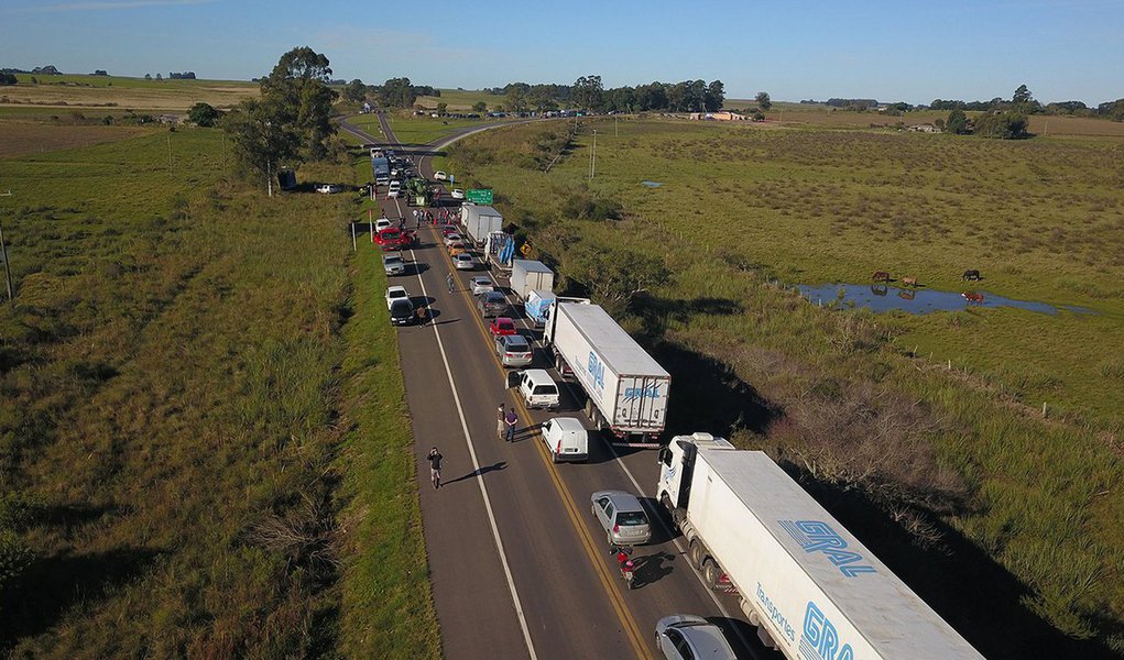 Santana do Livramento 23/05/2018 Greve dos Caminhoneiros na fronteira com Brasil/Uruguai. Foto Marcelo Pinto/APlateia