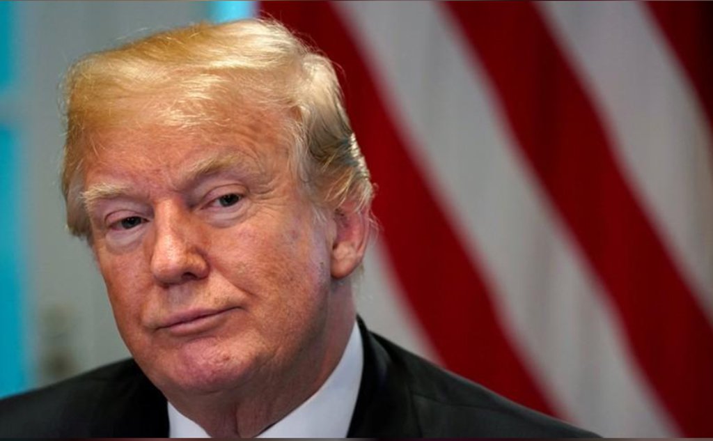 O presidente dos EUA, Donald Trump, confiará mais em seu instinto do que na consulta de livros para convencer o líder da Coreia do Norte, Kim Jong Un, a abdicar de armas nucleares, disseram assessores e ex-funcionários do governo; “Mas é muito ‘instinto’, algo a que as pessoas não estão acostumadas no mundo diplomático porque estão acostumadas a consultarem notas”, disse uma fonte