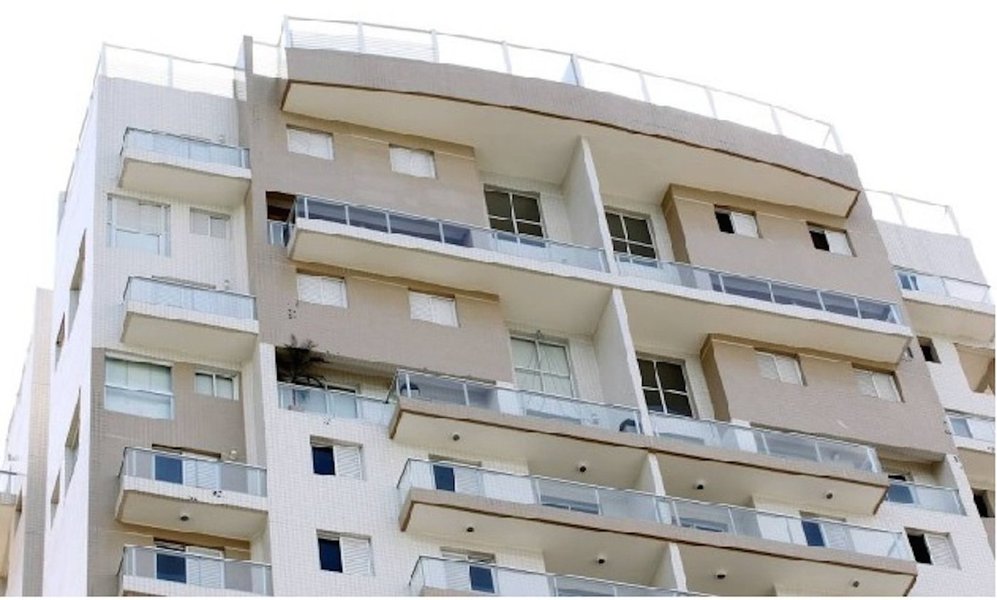 Apartamento triplex no Guarujá atribuído ao ex-presidente Lula