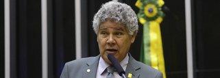 O deputado federal Chico Alencar (Psol-RJ) criticou a soltura do ex-diretor da Dersa (Desenvolvimento Rodoviário S/A) Paulo Vieira de Souza, conhecido como Paulo Preto, operador do PSDB, por determinação do ministro do STF Gilmar Mendes; "Tucano é mesmo 'ave' preservada: quando o principal operador financeiro do PSDB, Paulo Preto, dava sinais de que ia abrir o bico sobre tenebrosas transações, Gilmar 'sempre ele' Mendes lhe concede habeas corpus. Justiça tem simpatias, dois pesos e diferentes medidas"