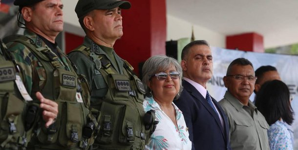 Governo, forças armadas, Ministério Público, Poder Eleitoral ativam o Plano República para garantir o direito do exercício do voto pela população. Uma mobilização de funcionários públicos e militares em prontidão para assegurar a normalidade e a paz no próximo domingo (20), dia da eleição presidencial