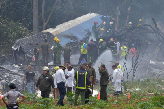 Uma comissão de investigação, presidida pelo Instituto Civil de Aeronáutica, fará um trabalho "exaustivo" para esclarecer as causas da queda de um avião em Havana, em Cuba, ontem (18), que provocou a morte de 108 pessoas. As informações são do Granma, jornal oficial de Cuba