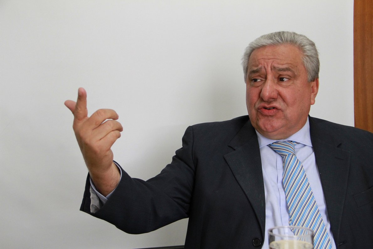Na foto Vilmar Rocha.
Materia sobre entrevista de Vilmar Rocha ao Jornal O Hoje.
Editoria de Politica.
Local: Jornal O Hoje.
22/08/2012.
Foto: Andre Costa
