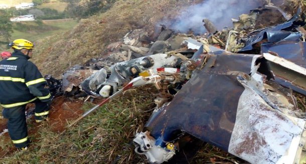 O Centro de Investigação e Prevenção de Acidentes Aeronáuticos (CENIPA) investigará a queda de uma aeronave, que aconteceu em Espírito Santo do Dourado, na região Sul de Minas; Duas pessoas morreram; o helicóptero pertence ao grupo Bauminas e havia decolado de Nova Lima, na Grande BH, com destino ao aeroporto de Congonhas (SP)