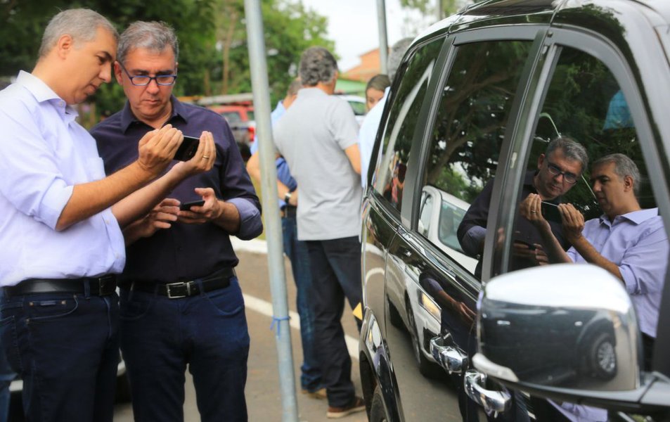 Entra no ar neste domingo, dia 4 de maio, às 10h30, o primeiro programa do Goiás + Enem na TV, produzido pelas equipes da Secretaria de Educação, Cultura e Esporte (Seduce) e da nova Televisão Brasil Central (TBC) para oferecer conteúdo de reforço aos estudos dos alunos que estão se preparando para o Enem; O Goiás + Enem na TV é parte das novas medidas implantadas pelo governador José Eliton para aprofundar a qualidade da educação pública estadual, que está nas primeiras posições no ranking nacional do Ideb
