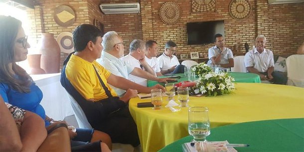 A Executiva Estadual do Partido dos Trabalhadores e os pré-candidatos a deputado estadual e federal, além de Regina Sousa (PT), senadora e pré-candidata, tiveram uma reunião com o governador do Piauí, Wellington Dias, e decidiram que ele será o condutor de todo o processo; na prática, Wellington poderá decidir candidaturas e coligações com a base aliada