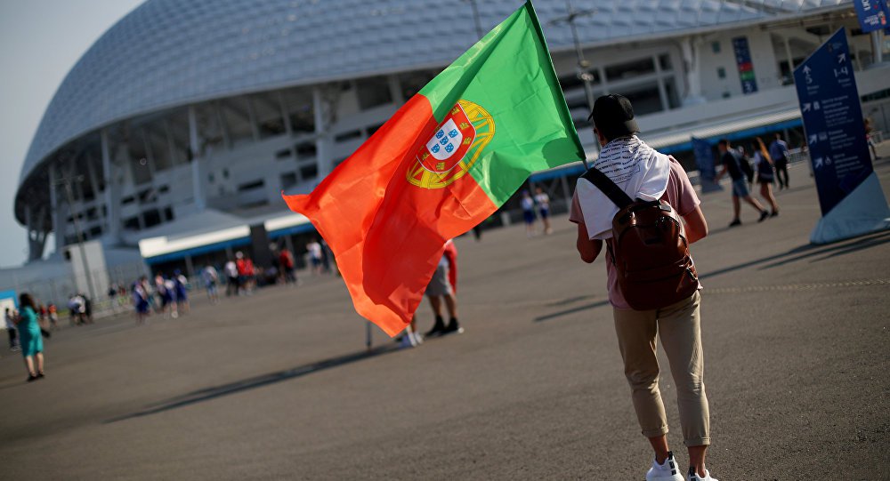 Nesta quarta-feira (20), durante o encontro com seu homólogo português, Marcelo Rebelo de Sousa, Vladimir Putin destacou que na Copa do Mundo 2018 foram criadas condições iguais para todos os participantes; "Na Copa torcemos pela nossa seleção, mas criamos condições iguais para todos", disse Putin ao presidente português
