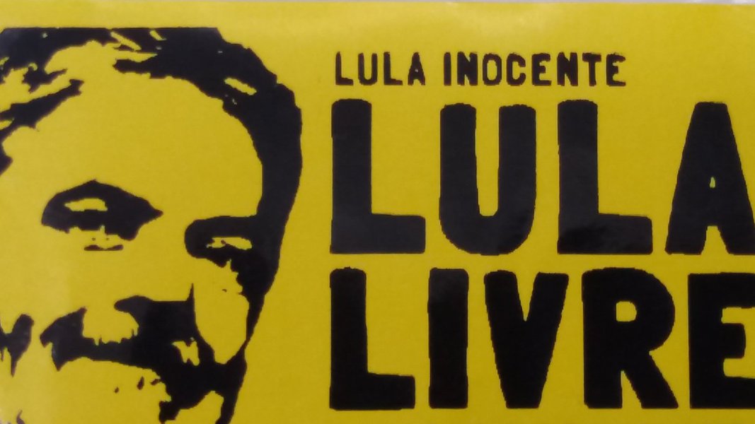 Os últimos 2 anos podem entrar para a história como o período em que invalidou-se a Constituição Federal e que o Brasil viveu uma ditadura velada, escamoteada, no qual se tentou a todo custo ignorar a vontade do povo
